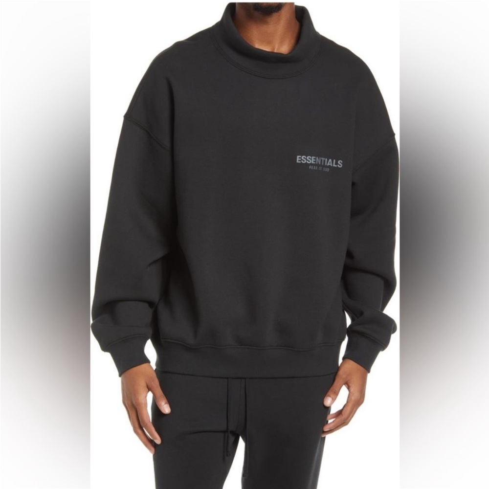 Fear of god essentials black sweatshirt size xl